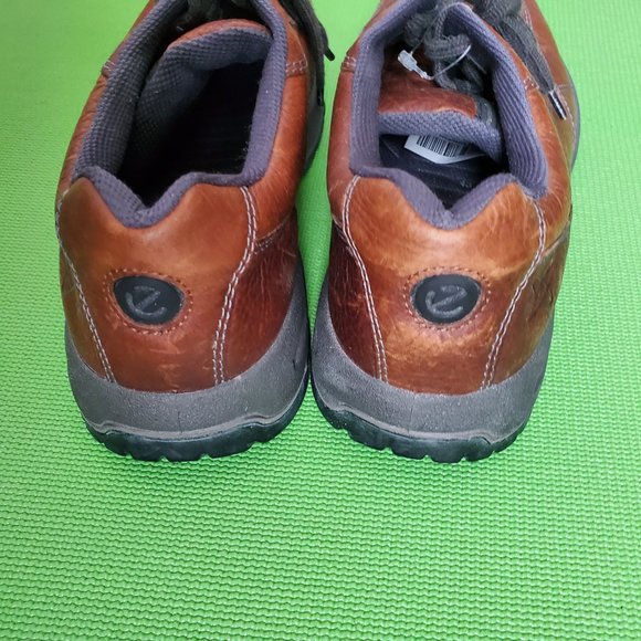 New Ecco Tan Leather Full Grain Sneakers (Size EU 43; US 10) - Picture 9 of 14